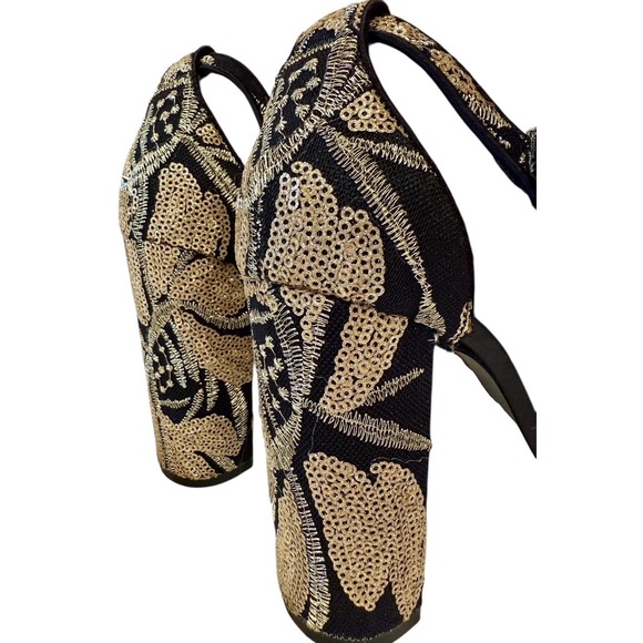 Steve Madden Carabu Black Chunky Heel Gold Floral Feathers  Wm's Size 7.5 - Picture 4 of 9